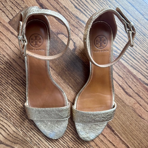 Tory Burch Shoes - Tory Burch Metallic Gold Heels